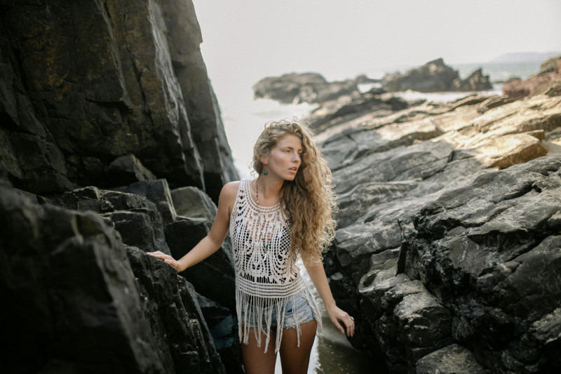 Sezon na boho. Stwórz perfekcyjny look na plażę!